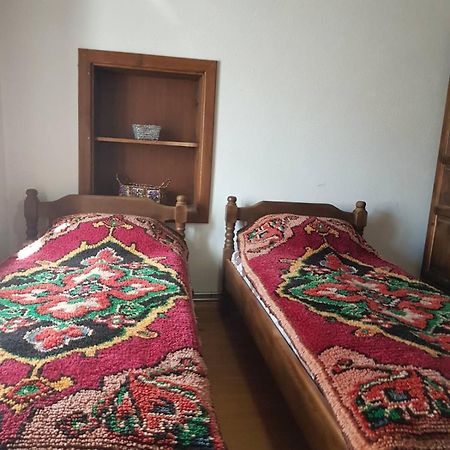 Hotel Тодорината Къща Leshten Exterior foto